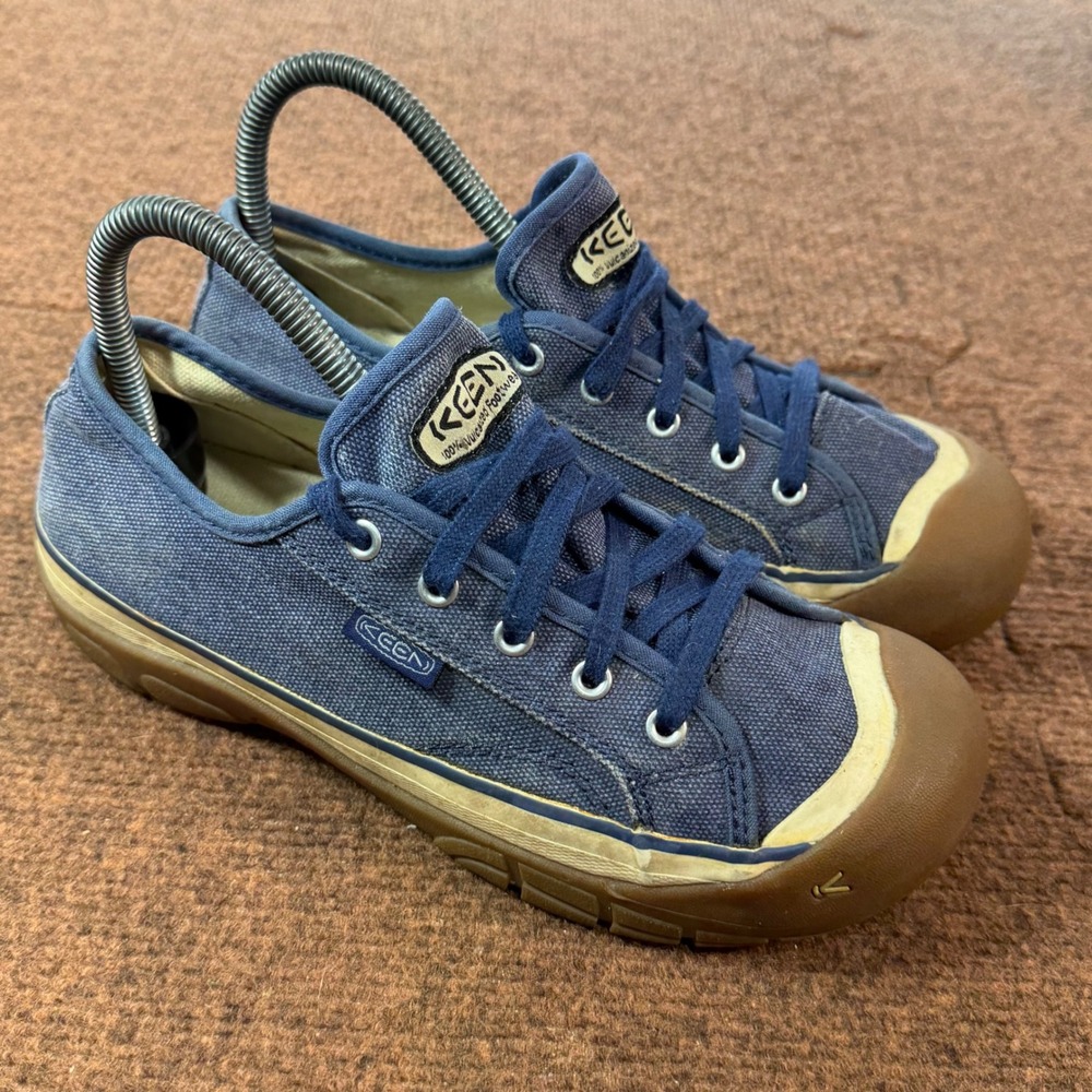 A+ Keen Coronado Navy Blue Canvas Low Top Sneakers Womens 6 Vulcanized Footwear
